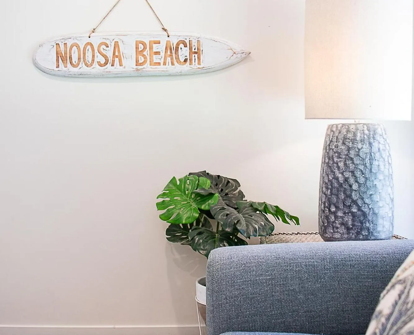 Endless Summer Beach Retreat-Pet Friendly, Walk To Shops Noosa