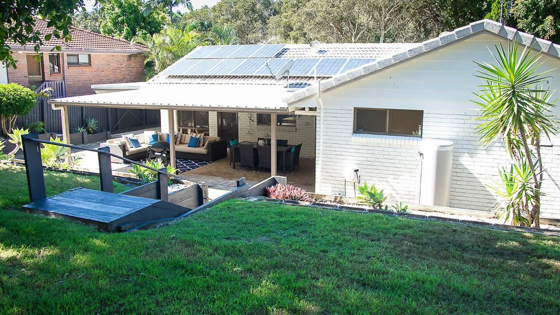 Endless Summer Beach Retreat-Pet Friendly, Walk To Shops Noosa Dom wakacyjny
